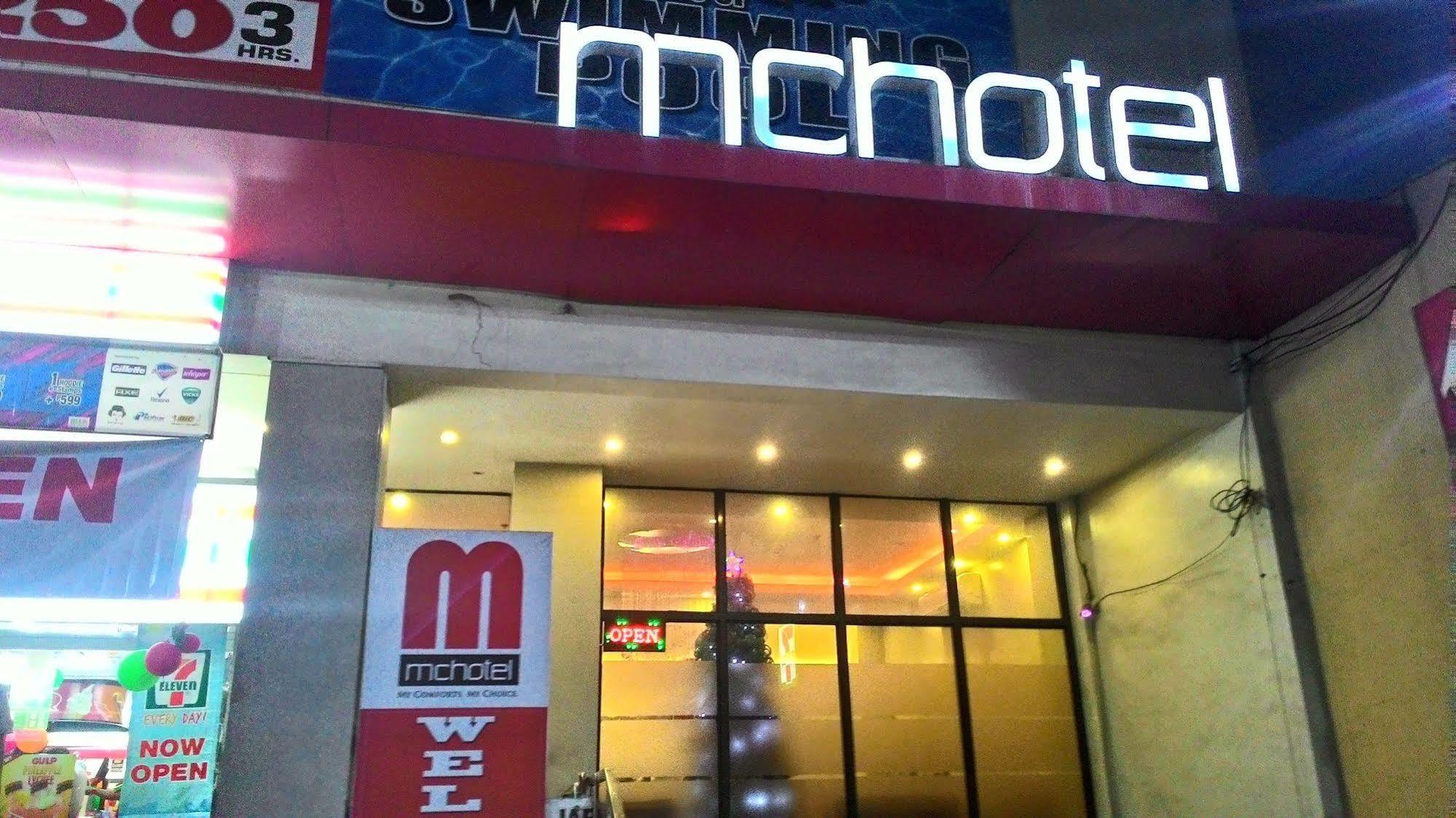 Oyo 637 Fox Hotel Quezon City Buitenkant foto